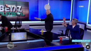 Βίντεο-ΕΠΟΣ: Σπάνε πιάτα και χορεύουν συρτάκι για χάρη του Πέλκα!