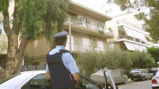 ΣΟΚ: Πέταξε από το μπαλκόνι τη μητέρα της 15χρονης φίλης του