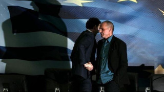 Νέο χτύπημα Βαρουφάκη σε Ντάισελμπλουμ! (video)