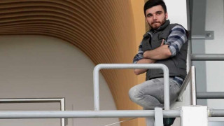 Με μπλούζα Μαραντόνα ο γιος του Σαββίδη! (videos)