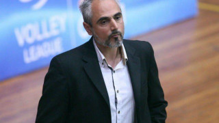 Καλμαζίδης: «Έπεσαν πολλά αντικείμενα, χτυπήθηκα από κουτάκι μπύρας»