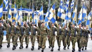 Χωρίς παρελάσεις ο εορτασμός της 25ης Μαρτίου -Μόνο η στρατιωτική στην Αθήνα