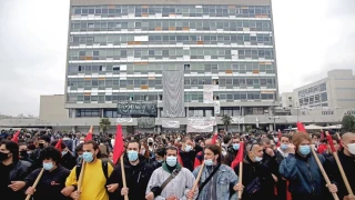 Μπλόκο της αστυνομίας στη φοιτητική πορεία στην Θεσσαλονίκη!