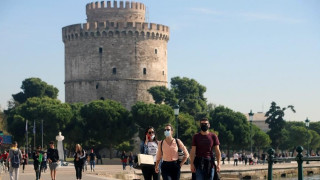 Εφιαλτική εκτίμηση Τζανάκη: 1,5 εκατ. κόσμος θα αρρωστήσει μέσα σε 1 μήνα