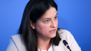 Κεραμέως: «Τι δουλειά έχει να μπλοκάρει την ανέγερση μιας βιβλιοθήκης;»