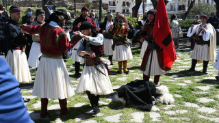 Αναπαράσταση ορκωμοσίας από τον Παλαιών Πατρών στην Πάτρα