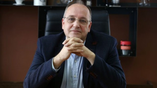 «Ανοίγει τα χαρτιά» του ο Λιόλιος