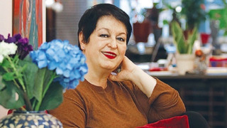 Σόνια Θεοδωρίδου: Απάντησε τραγουδώντας τον Εθνικό μας Ύμνο (vid)