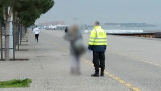 Θεσσαλονίκη: Έφτυσε τους αστυνομικούς κατά τη διάρκεια ελέγχου