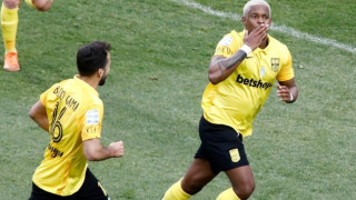 Άρης: Και άσε τους άλλους να... τρώγονται