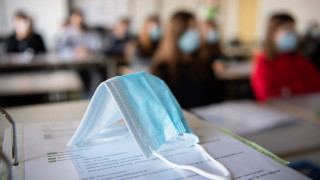 Απόφαση - βόμβα στη Βαϊμάρη: Απαγορεύεται η υποχρεωτική χρήση μάσκας και τα rapid tests για τους μαθητές