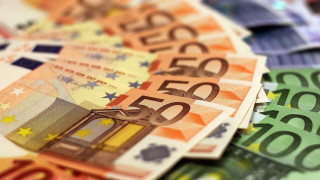 Δώρο Πάσχα: Πότε αναμένεται να πληρωθεί, τι αλλάζει με τις αναστολές - Όλες οι λεπτομέρειες