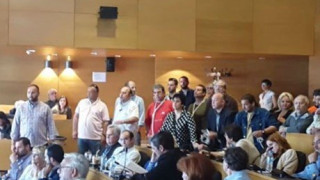 Θεσσαλονίκη: Με θηλιές στο λαιμό στο δημοτικό συμβούλιο!