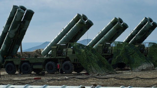 Η Τουρκία προκαλεί τον Μπάιντεν - διαπραγματεύεται να αγοράσει μια νέα παρτίδα S-400