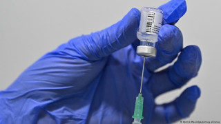 Ρεκόρ εμβολιασμών σε ένα 24ωρο