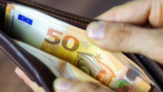 Οφειλές προς την εφορία: Πώς θα ρυθμίσετε τα χρέη