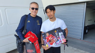 Τιμές για Καγκάβα από την Λέσχη Φίλων Μάντσεστερ Γιουνάιτεντ