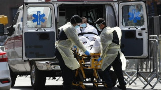 ΗΠΑ: Επισήμως 580.000 οι νεκροί από κορωνοϊό, έρευνα τους ανεβάζει στους 900.000