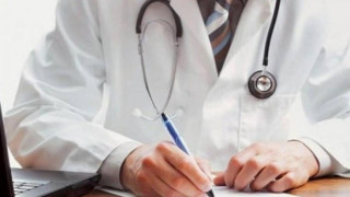 Θεσσαλονίκη: Γιατρός συνταγογραφούσε ναρκωτικά χάπια -Ποια ήταν η ταρίφα του