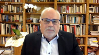 Παυλάκης: Οχι στις διακοπές χωρίς την πρώτη, έστω, δόση εμβολίου