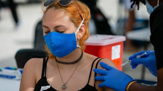 Θεσσαλονίκη: «Black Friday» εμβολιασμών στην πλατεία Αριστοτέλους