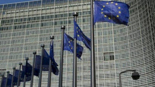 Δεν επιβεβαιώνουν οι Βρυξέλλες την πρόταση της Κομισιόν 