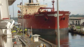 Με ιρανική εξέδρα πετρελαίου συγκρούστηκε το πλοίο που δέχθηκε πυρά στον Κόλπο