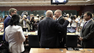  La Tribube: Σκηνοθετημένη η αισιοδοξία στο Eurogroup