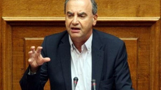 «Ναι» Στρατούλη στους BRICS
