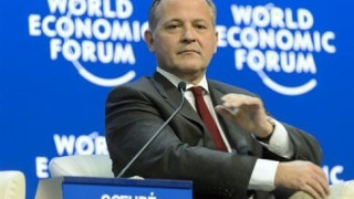 Κερέ: Όλοι θέλουν να παραμείνει η Ελλάδα στο ευρώ