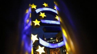 Η Αθήνα ζητά αύξηση του ορίου του ELA κατά 1 δισ. ευρώ