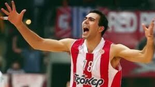 Σλούκας: «Φαβορί η ΤΣΣΚΑ»