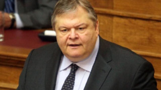 Βενιζέλος: Μίζα μπορεί να υπάρξει μέχρι και στις... κιμωλίες στα νηπιαγωγεία