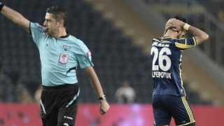 Ο αποκλεισμός της «Φενέρ» έφερε... μαχαίρια