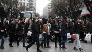 «Μαλωμένοι» με τη λέξη ''έλεγχος" οι Έλληνες!