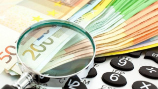 Εφορία: Εξόφληση σε 60-72 δόσεις και αναβίωση των 120 για τα κορονοχρέη