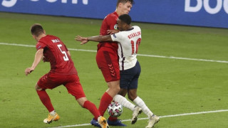 Αλλο να ζεις με την ψευδαίσθηση ότι... εσύ είσαι το ποδόσφαιρο και άλλο να είσαι αληθινά μεγάλος