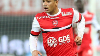 Γίνεται... τριπλό το γαλλικό «χτύπημα»