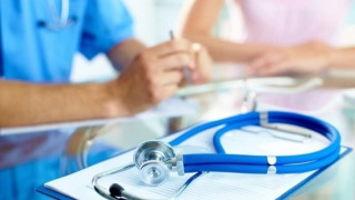 Θεσ/νίκη: Μη κερδοσκοπικός οργανισμός βρίσκει δουλειά σε νοσηλευτές και γιατρούς