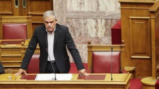 Τόσκας: Έκτακτη ανάγκη επέβαλε τη μετάβαση στο Αίγιο με ελικόπτερο