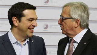 Reuters: Ενόχληση στην Ευρωζώνη για τη στάση της Κομισιόν για την Ελλάδα