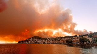 ΞΕΣΠΑΣΕ ο αντιδήμαρχος Μαντουδίου: «Είμαστε ζωντανοί-νεκροί» - Τι είπε για τις ανεμογεννήτριες