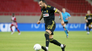 Καίγεται να τους αποδεσμεύσει αλλά εισπράττει αρνήσεις…