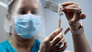 Ποια χώρα βάζει τέλος στα εμβόλια για τον κορωνοϊό