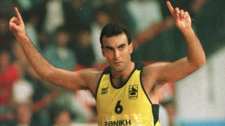 ΚΑΕ Άρης για Νίκο Γκάλη: «Σαν σήμερα άρχισε η επανάσταση στο ελληνικό μπάσκετ»