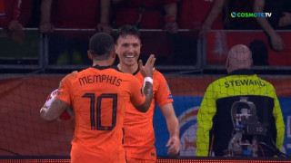 Οι «οράνιε» διέλυσαν την Τουρκία με χατ-τρικ Ντεπάι, πάρτι του Χάλαντ στη νίκη της Νορβηγίας