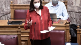 Κεραμέως: «H ενημέρωση για τη σεξουαλική υγεία θα ξεκινά και από το σχολείο!»