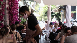 Επίδομα: 1.200 ευρώ θα παίρνουν οι νέοι 18-29 ετών