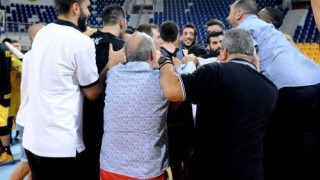 Τα ξέφρενα πανηγύρια στο Nick Galis Hall (video)