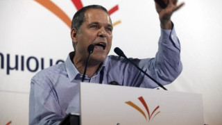 Τζήμερος επιτίθεται ξανά στον Τσίπρα: Είσαι αλήτης με περικεφαλαία! 